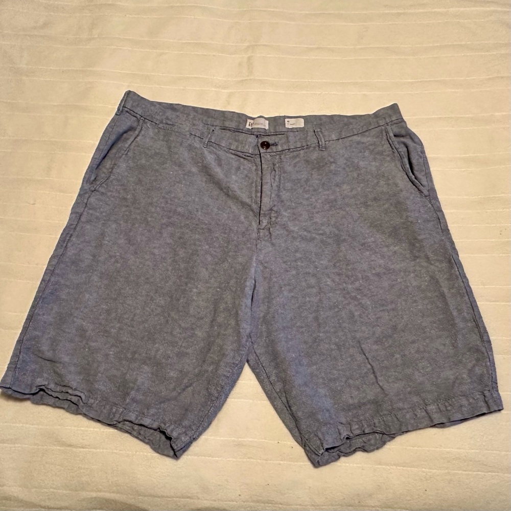 Men's Gap shorts size 42